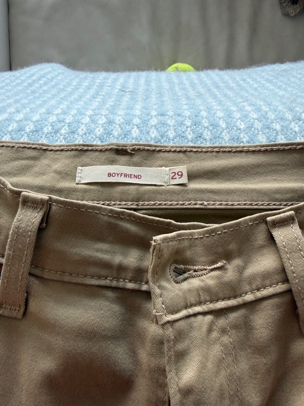 Levi's Boyfriend Straight Leg Jeans in Khaki Tan